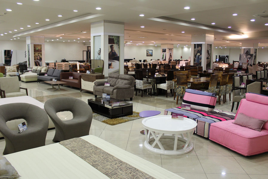 Furniture Shopping Online vs. In-Store: Which one do you Prefer?
